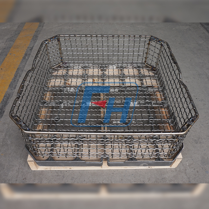 ตะกร้าประดิษฐ์ขนาด 748x748x220 มม